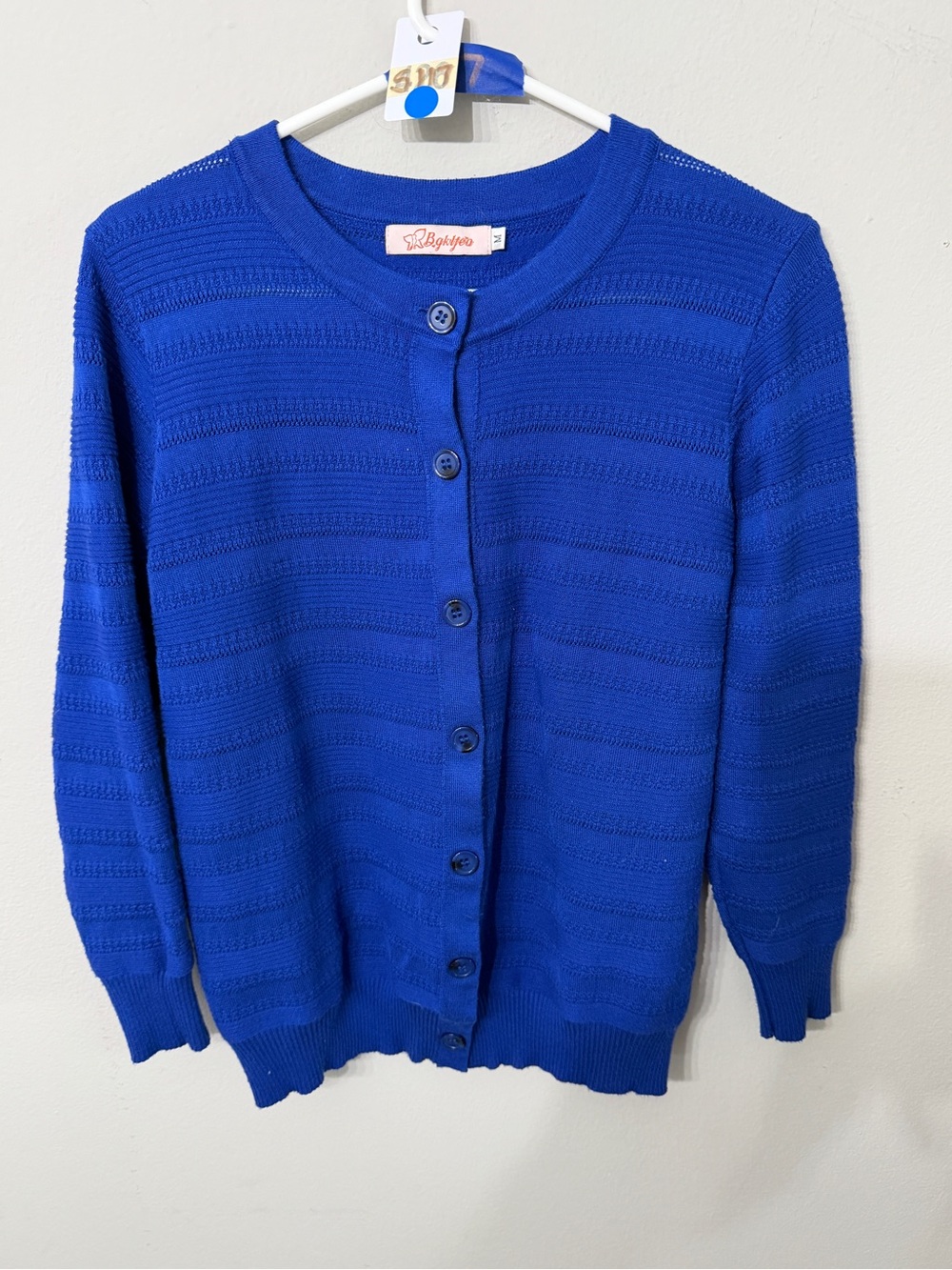 Women’s B. Gakfyeo Royal Blue Textured Knit Button Cardigan Medium